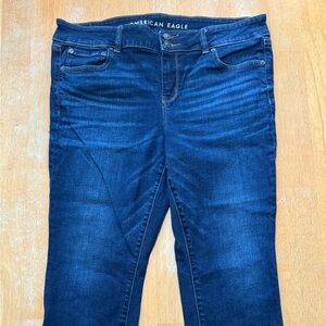 Women’s 16 Short Cropped American Eagle Outfitters Dark Blue Jeans